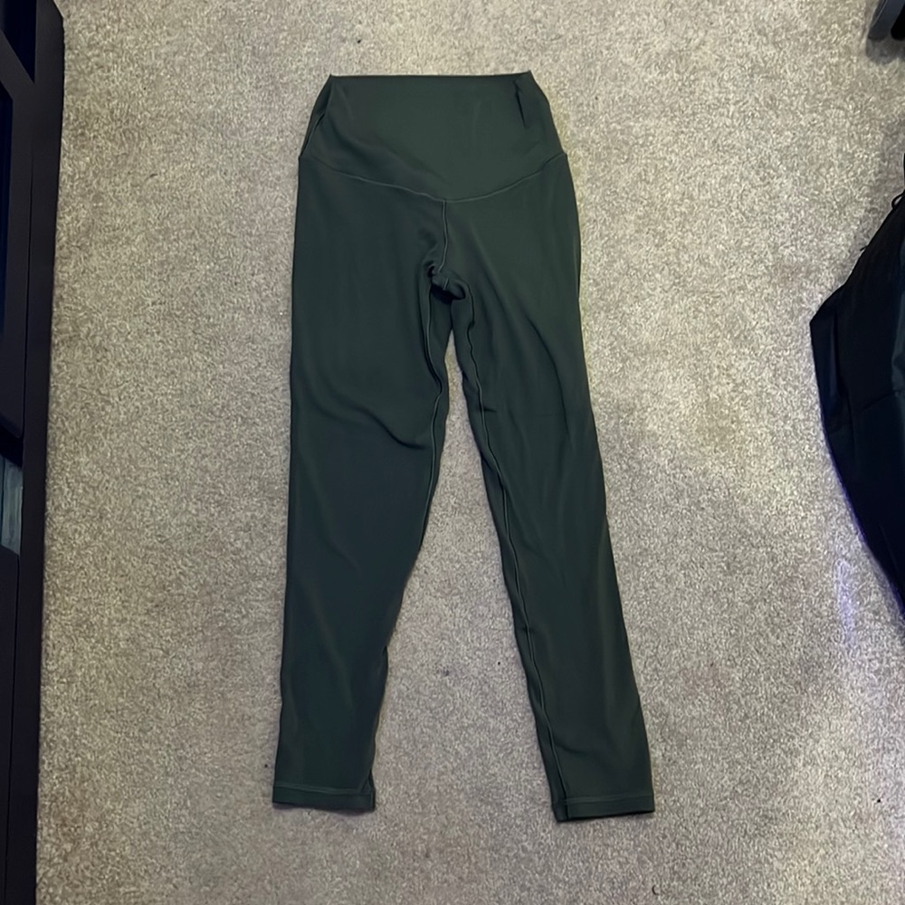 Never worn but no tags. From aerie size M